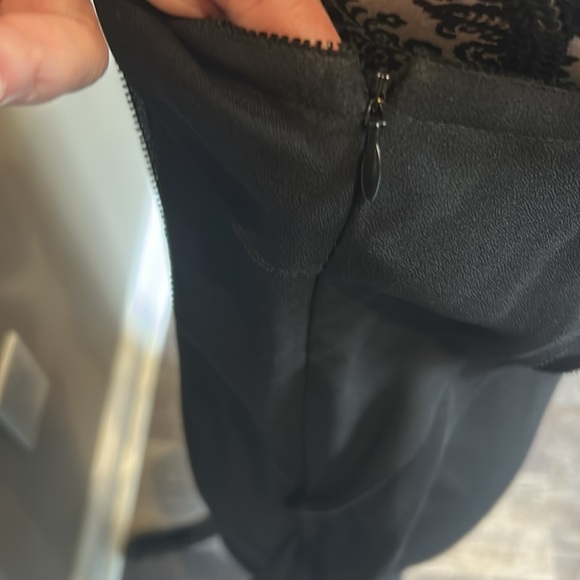 Vera Wang one shoulder gown - Picture 7 of 13